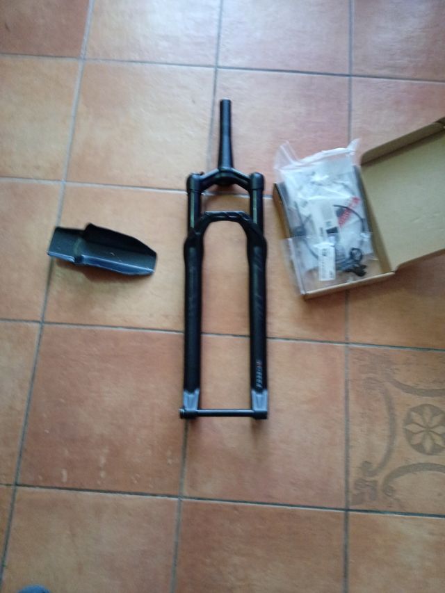 Horquilla suspensión dt swiss