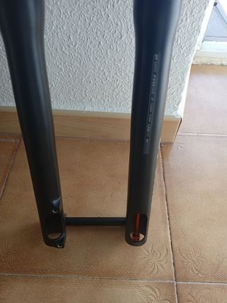 Horquilla suspensión dt swiss