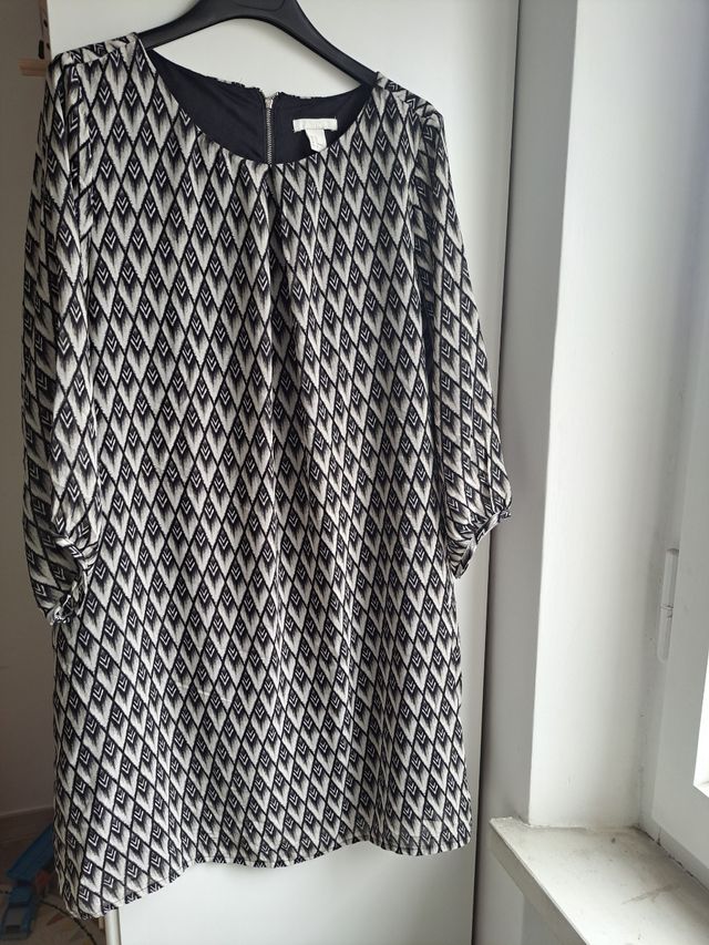 Vestito H&M con motivi geometrici