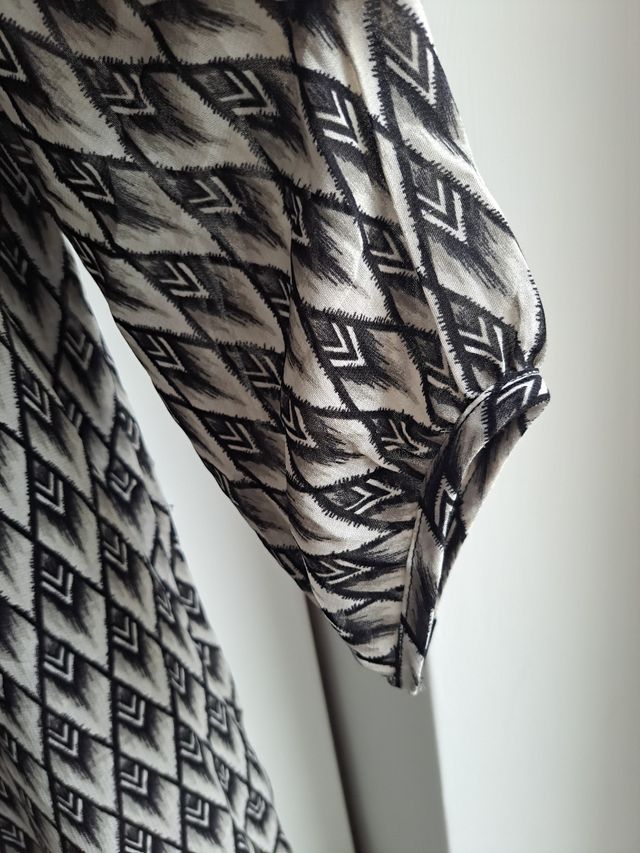 Vestito H&M con motivi geometrici