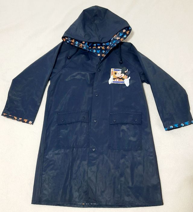 Chubasquero reversible talla 8-10 Disney
