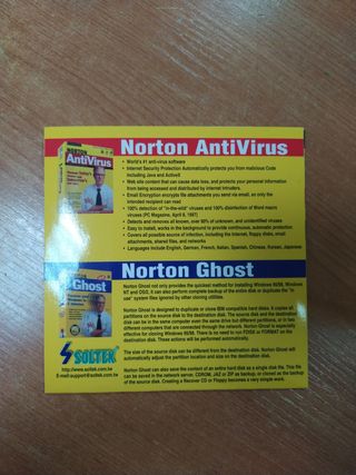 Pacchetto Norton: Antivirus e Ghost. Symantec