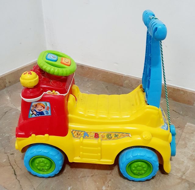 Correpasillos y andador camión grúa