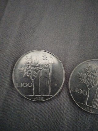 Dos monedas italianas de L100