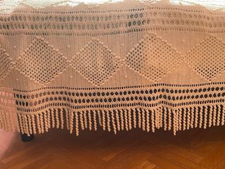 Colcha de ganchillo hecha a mano