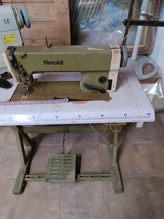 Macchine da cucire industriali