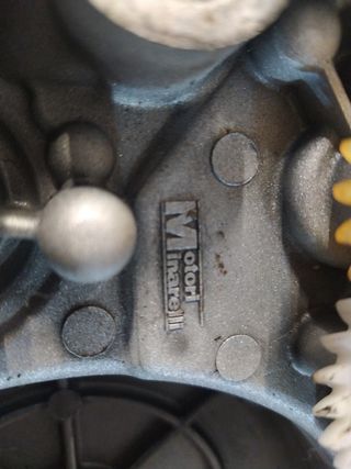 -Motor minarelli tapa derecha