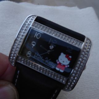 NEW! REBAJADO 80% "Hello Kitty" rectang esf. negra