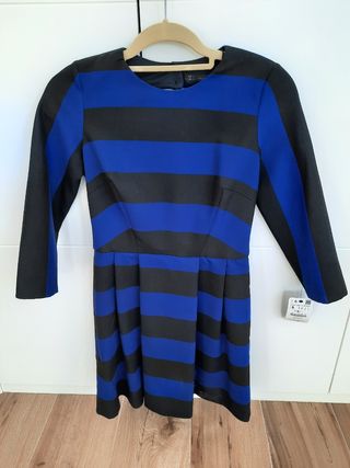 Vestido midi  Zara. T 36. Nuevo con etiqueta.