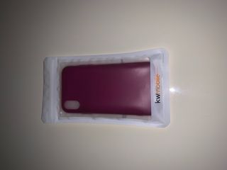 Una Cover COME NUOVA VIOLA PER IPHONE XS