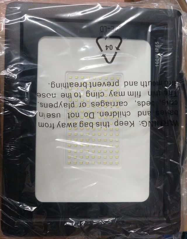 PROYECTORES LED- 100W- 11000 LUMENES