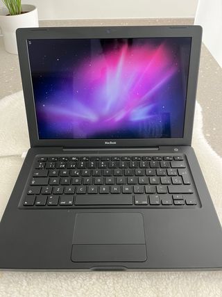 MacBook 13’’ Core 2 Duo