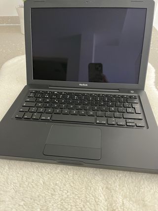 MacBook 13’’ Core 2 Duo