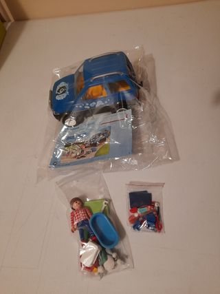 Veterinario con coche PLAYMOBIL