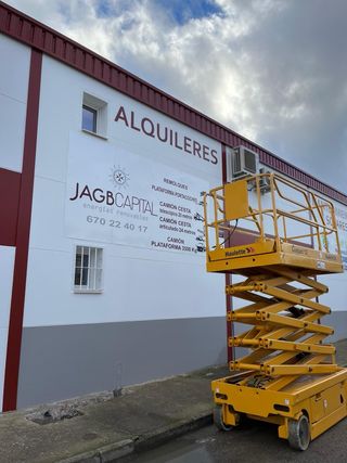 Alquiler Plataforma elevadora Haulotte compact 12