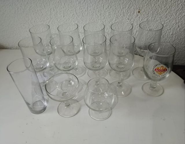 ✨Lote 24 vasos/ copas de varios tipos✨