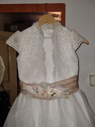 Vestido de comunion talla 125..