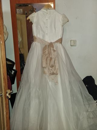 Vestido de comunion talla 125..