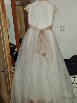 Vestido de comunion talla 125..
