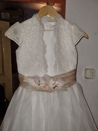 Vestido de comunion talla 125..