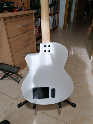 Guitarra híbrida artesana acústica -eléctrica