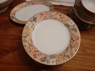 Vajilla porcelana a estreno .