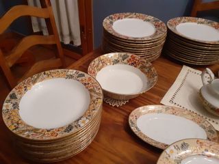 Vajilla porcelana a estreno .