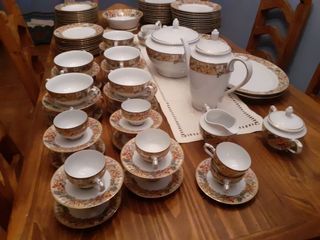 Vajilla porcelana a estreno .