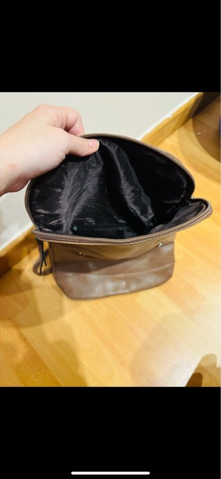 Mochila marrón mujer