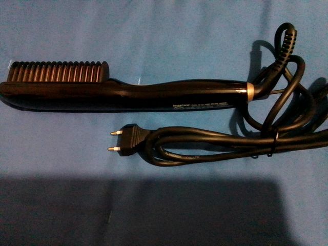 Pettine liscia capelli