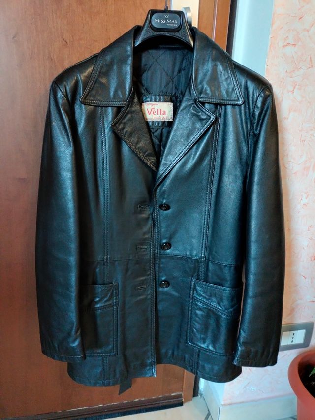 Giacca di pelle nera