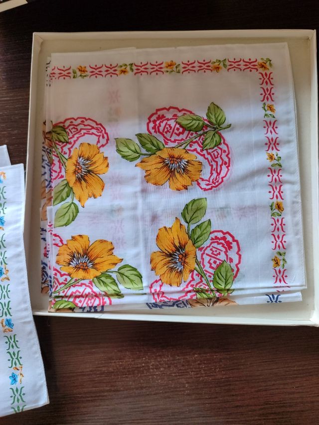 Caja pañuelos de algodón
