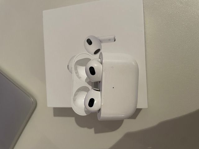 airpods