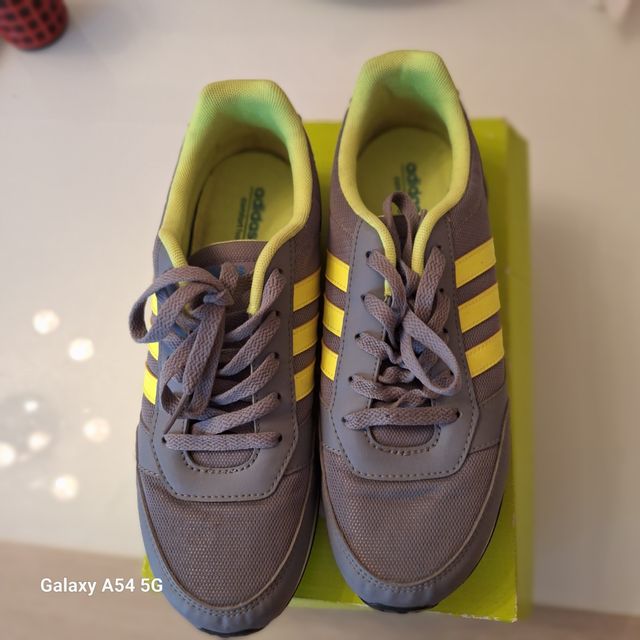 Adidas scarpe unisex