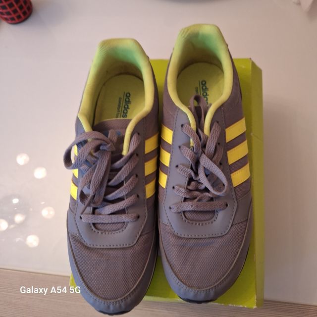 Adidas scarpe unisex