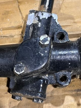 AHH6121 Columna direccion lado izq MGB 1962-1974