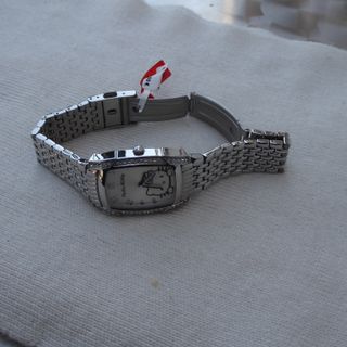 NEW! REBAJADO 80% "Hello Kitty" armis plateado