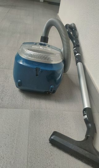 Aspiradora Rowenta compact