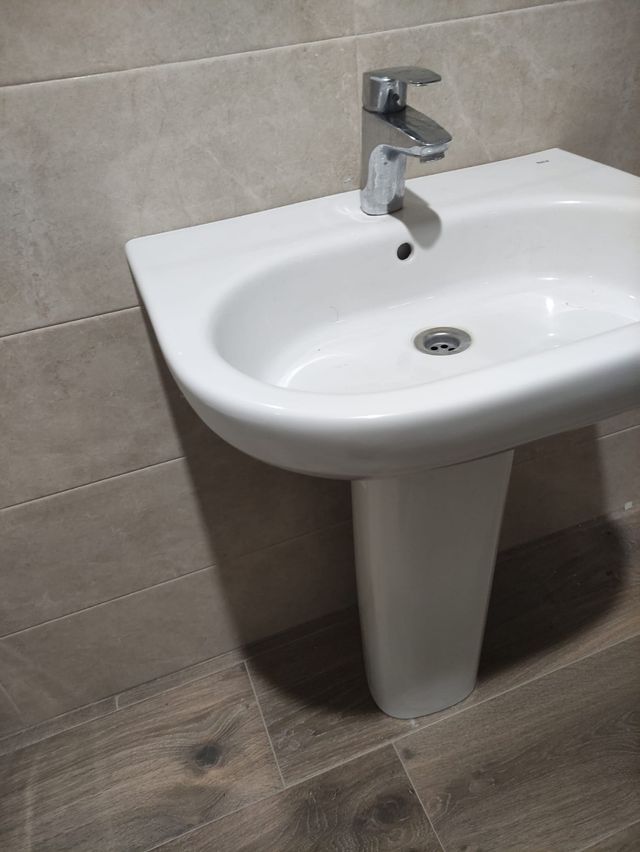 Lavabo Meridian roca
