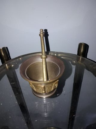 Almirez de bronce antiguo