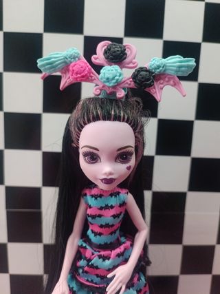 Dráculaura Monster high 