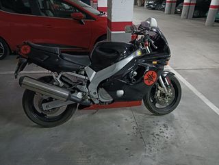 Fzr 600R - 4jh