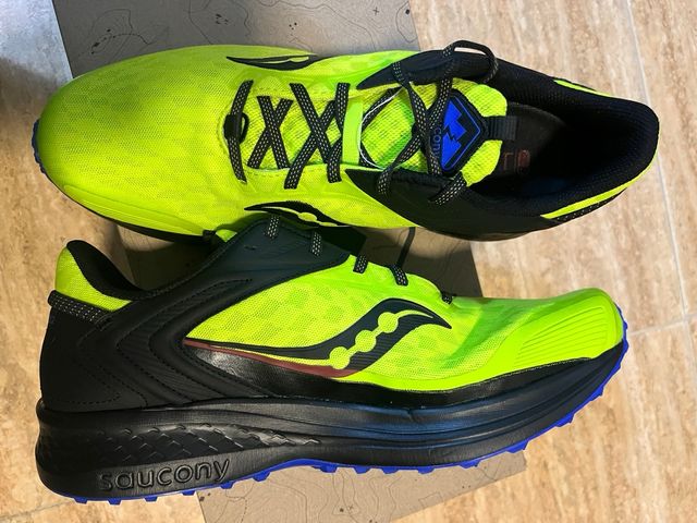 Zapatillas Saucony talla 46 a estrenar