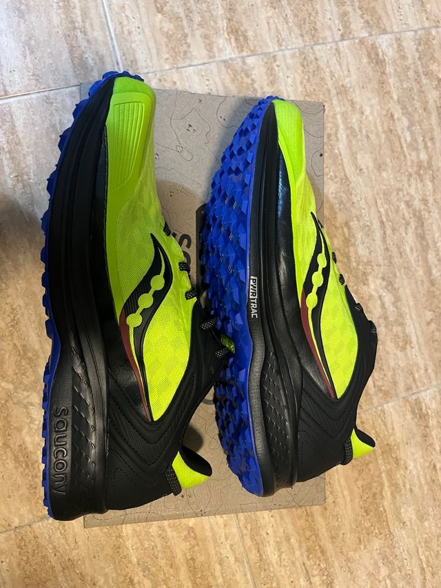 Zapatillas Saucony talla 46 a estrenar