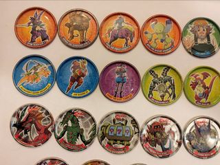 Colección 29 tazos metálicos Yu-Gi-Oh