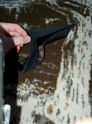 Cartera de cuero sin utilizar