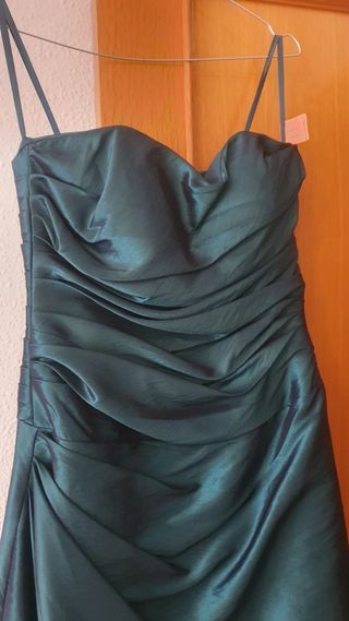 Vestido de fiesta verde esmeralda