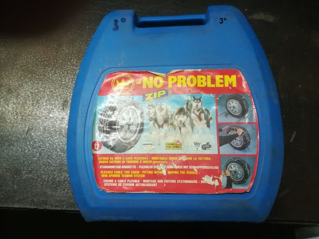 Vendo 2 PACCHI DI CATENE DA NEVE KONIG.