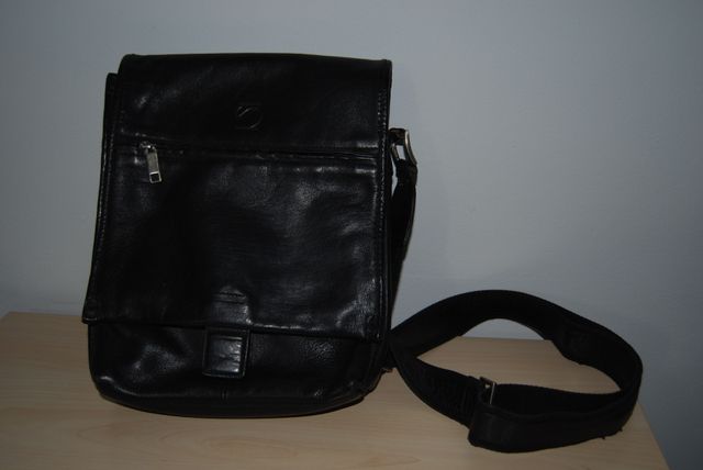 Bolso de piel de caballero
