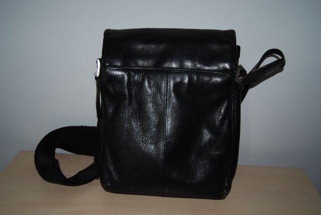 Bolso de piel de caballero